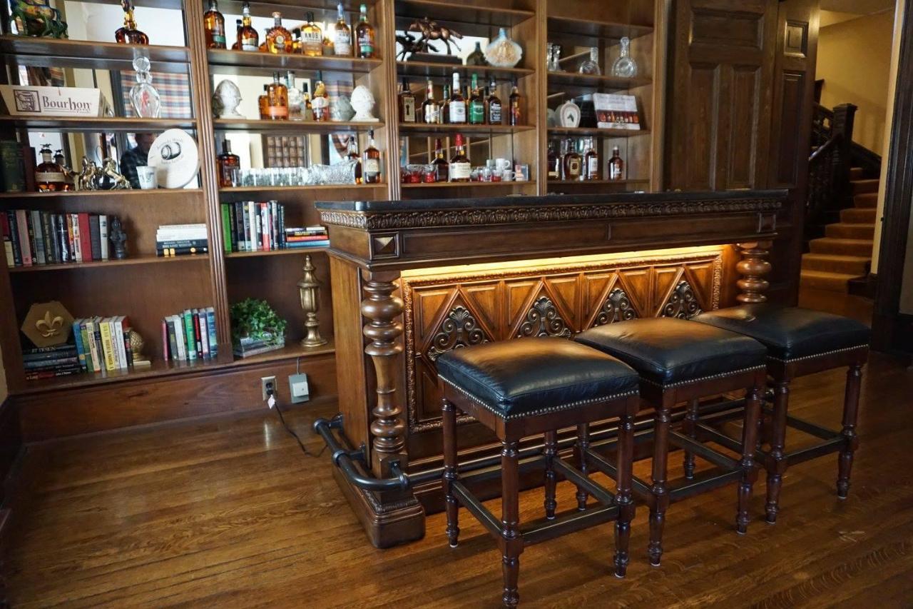 Louisville Bourbon Inn 外观 照片