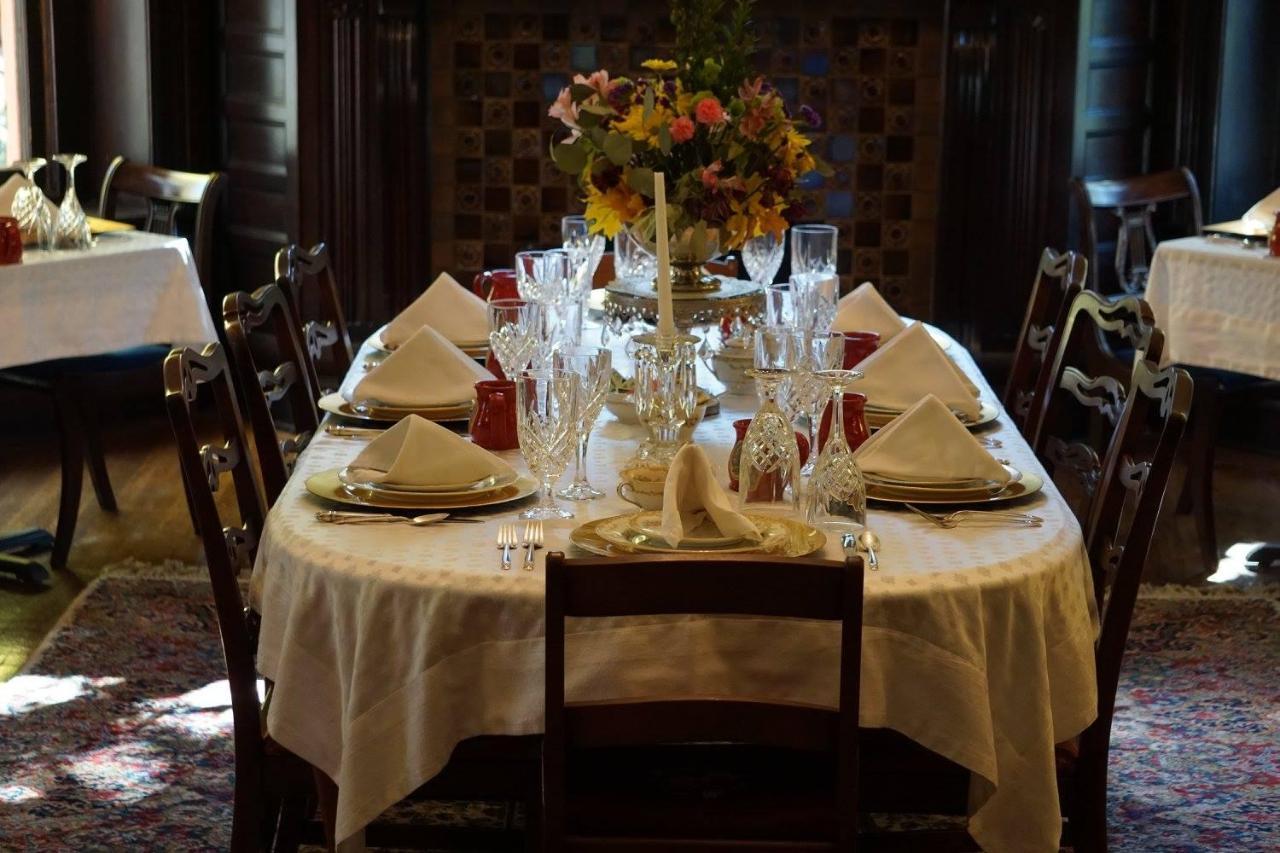 Louisville Bourbon Inn 外观 照片